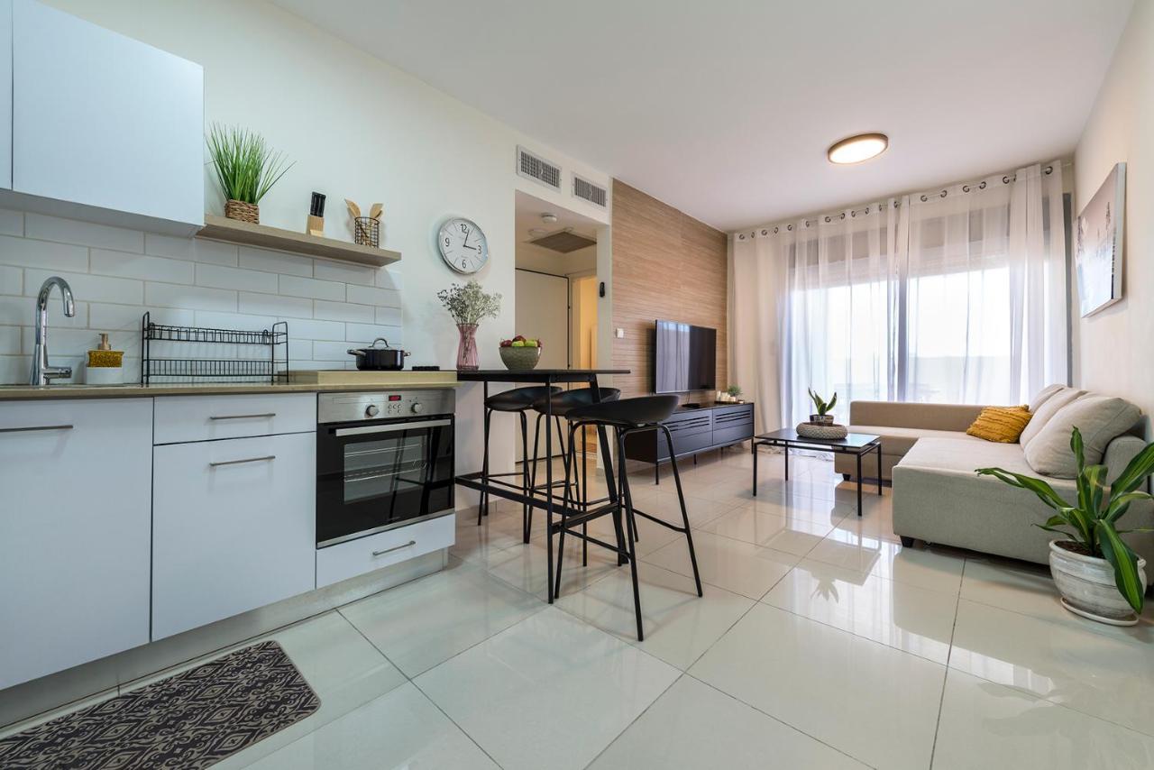 Melony Apartments Yam Suf Street Eilat Eksteriør billede
