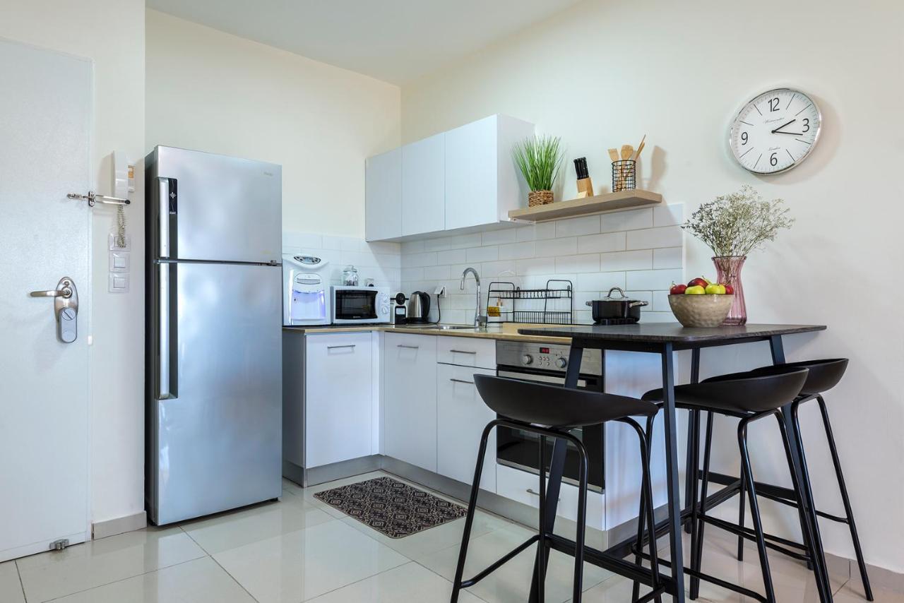Melony Apartments Yam Suf Street Eilat Eksteriør billede