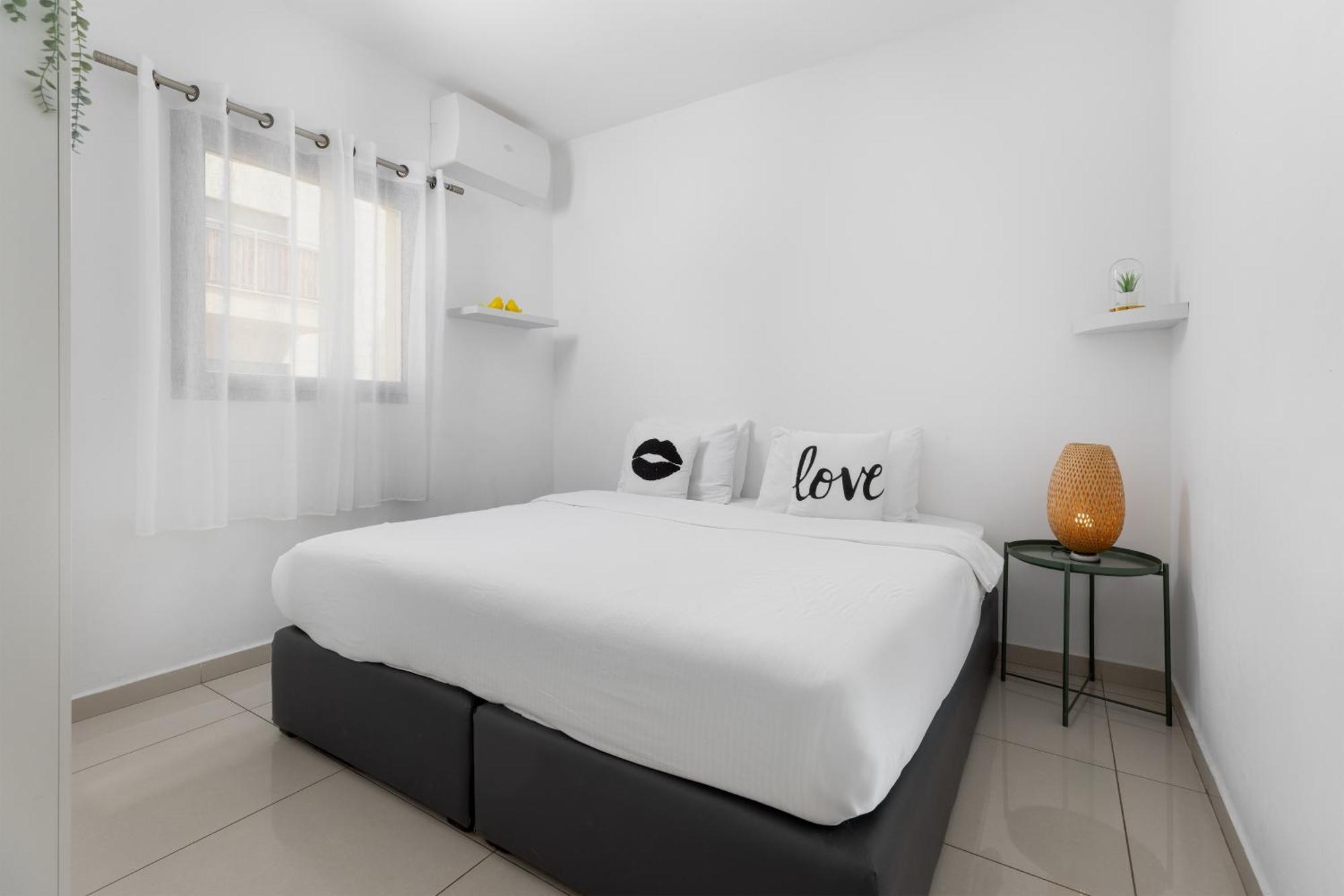 Melony Apartments Yam Suf Street Eilat Eksteriør billede